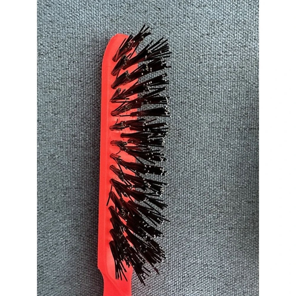Two Vintage Hairbrushes‎